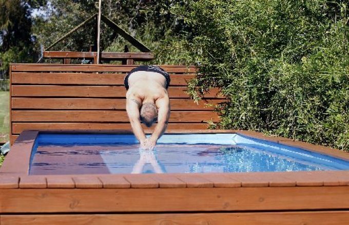 Convertir un conteneur à dechet en piscine de luxe ? Convertir un conteneur à dechet en piscine de luxe ?